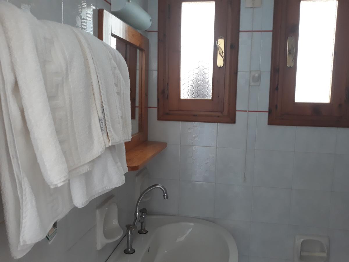 Anthi Katerina Rooms Platanés 外观 照片