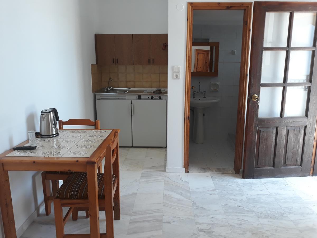 Anthi Katerina Rooms Platanés 外观 照片