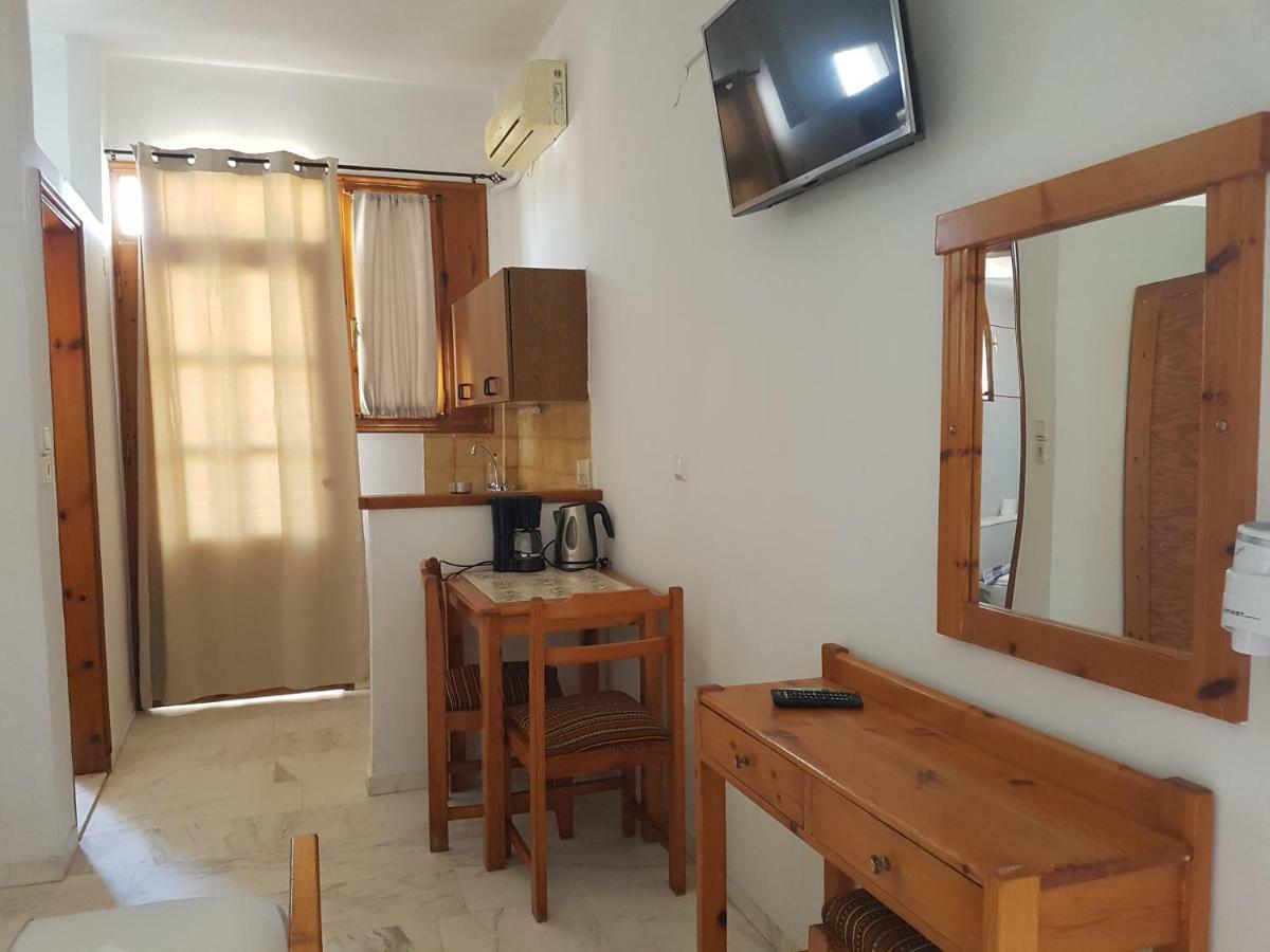 Anthi Katerina Rooms Platanés 外观 照片